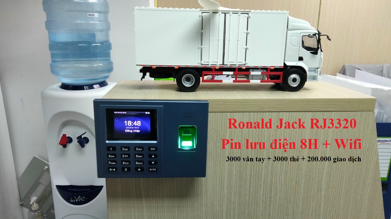 Máy chấm công vân tay và thẻ Ronald Jack RJ3320