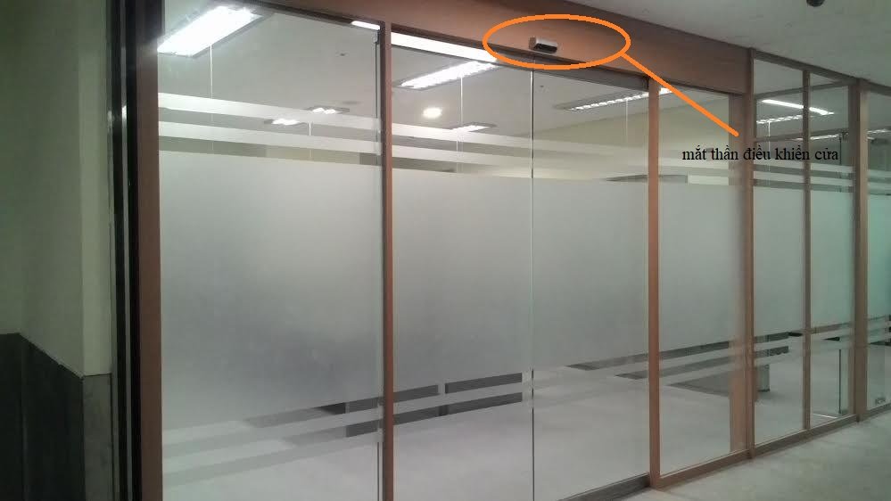 Máy chấm vân tay có tích hợp vào cửa tự động được không? 3 6464 1541645