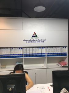 Lắp đặt máy chấm công có pin lưu điện tại công ty CETECH